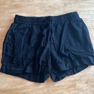 Black linen blend shorts